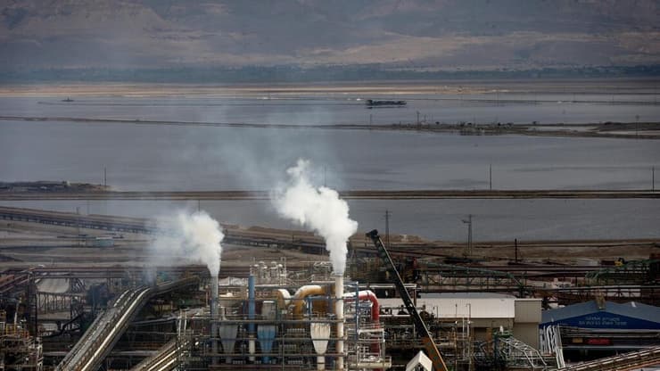 מפעלי ים המלח (צילום: עמית שעל) מפעלי ים המלח