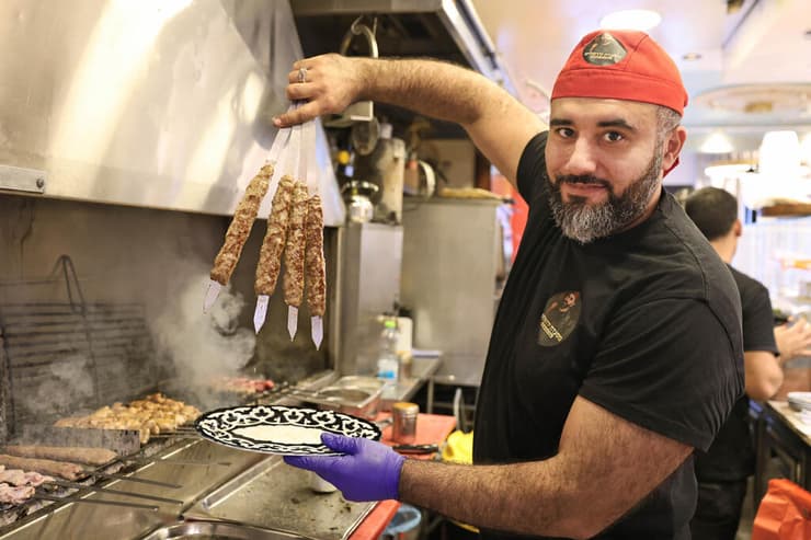 ה-קבב (צילום: דנה קופל) מסעדת ירושלים