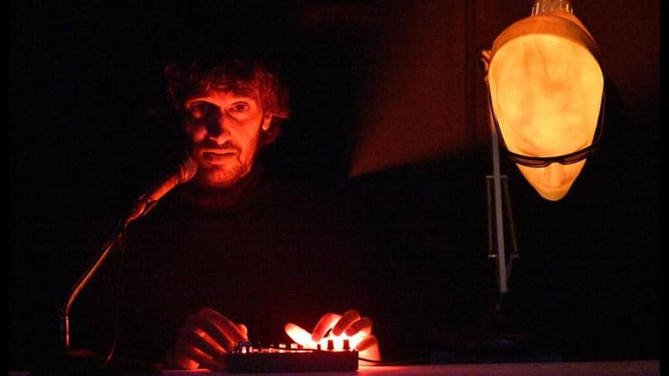 "לך תסביר". פסטיבל תיאטרון קצר 2025