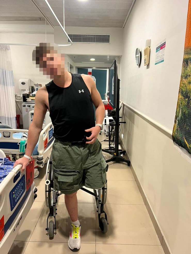 פונקציונליות וסטייל. לוחם קטוע רגל שקיבל ביגוד מעמותת PALTA פונקציונליות וסטייל. לוחם קטוע רגל שקיבל ביגוד מעמותת PALTA