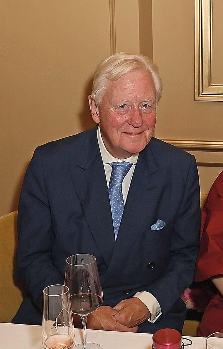 סר בנג'מין סלייד ביום הולדת