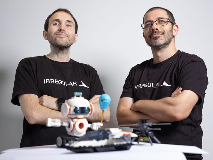 דן להב (משמאל) ועומר נבו