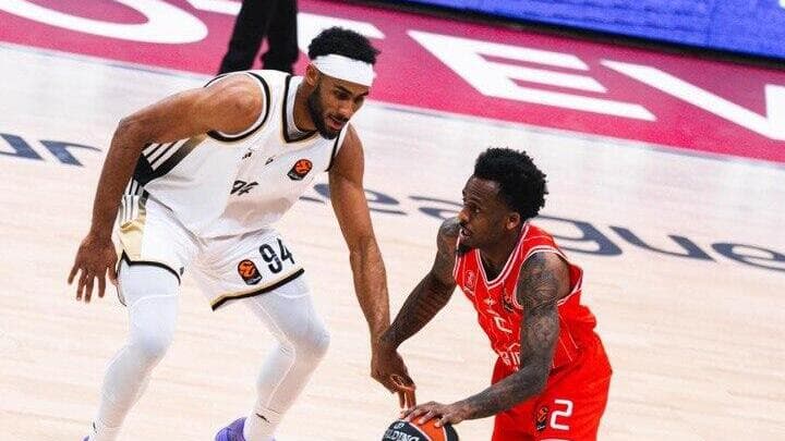 הוביל קאמבק. בלייקני (צילום: AP Photo/Nell Redmond) בלייקני