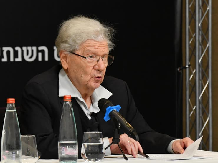 נשיא העליון בדימוס, אהרון ברק