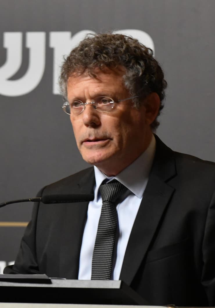 נשיא העליון יצחק עמית