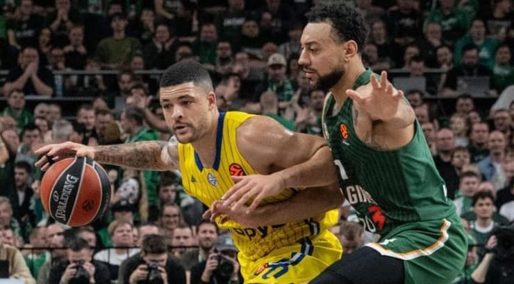 איפה לונדברג, מראה ניצוצות