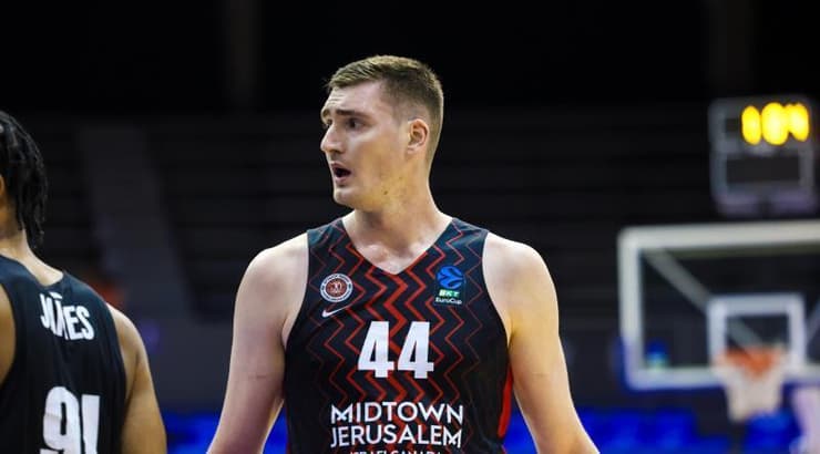 דמיטרו סקאפינצב (מיכל בן גיגי, הפועל ירושלים) דמיטרו סקאפינצב