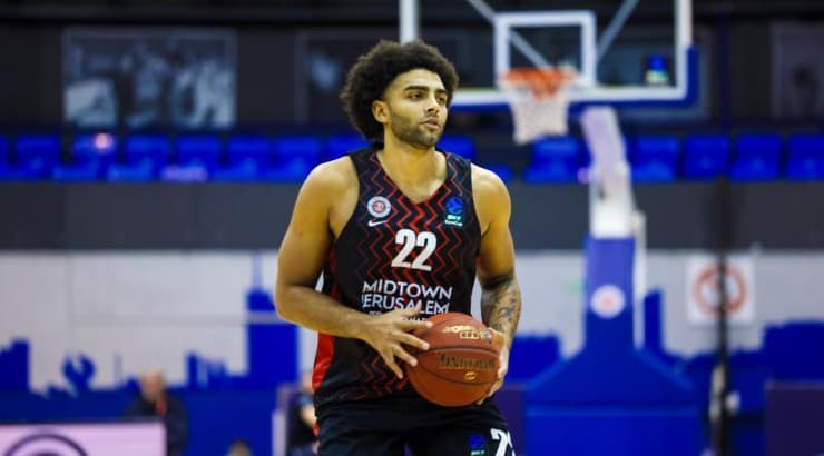 אנתוני לאמב (מיכל בן גיגי, הפועל ירושלים) אנתוני לאמב