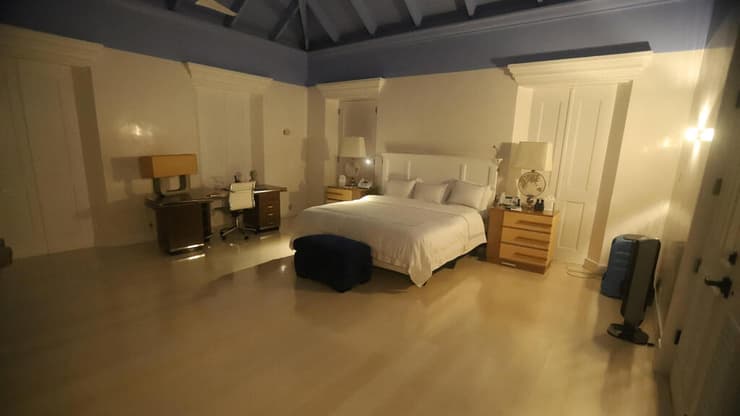 תיעוד מאחוזתו של אפשטיין שפרסמו הדמוקרטים (צילום: House Oversight Committee Democrats/Handout via REUTERS) ארה"ב פורסמו תמונות של אי הפדופילים של ג'פרי אפשטיין