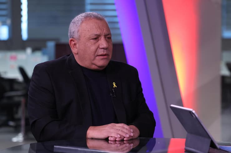 גדי אייזנקוט בריאיון באולפן