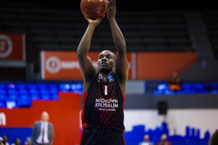 ג'ראד הארפר הפועל ירושלים ונציה