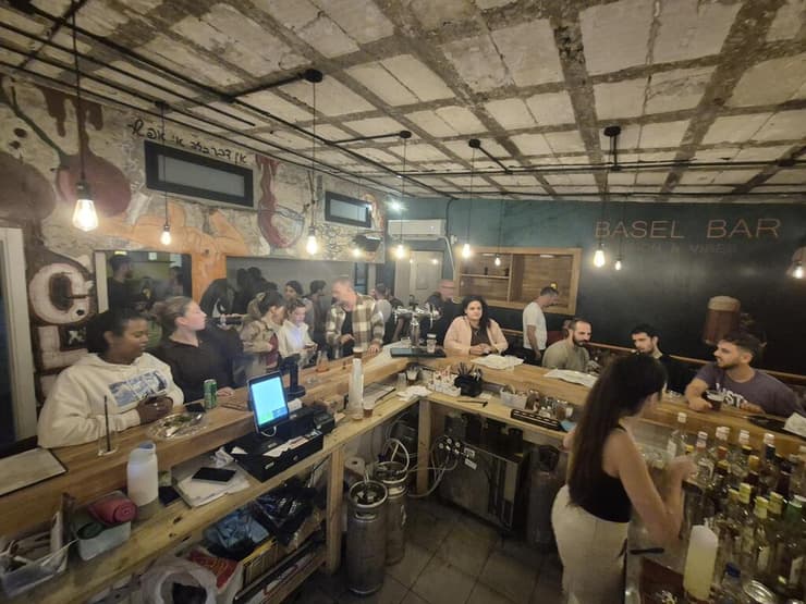 אווירה צעירה ותוססת