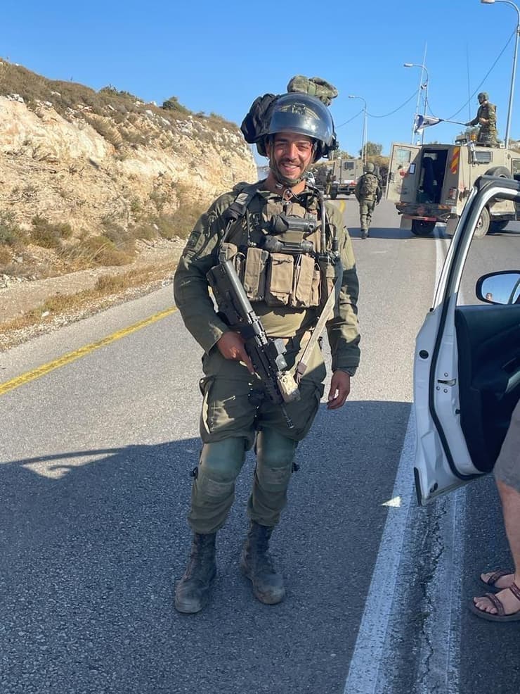 סגן יוחאי דוכן שנפל בקרב במוצב (צילום: באדיבות המשפחה) סגן יוחאי דוכן שנפל בקרב בנחל עוז ב-7 באוקטובר