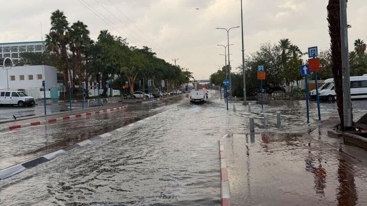 הצפה באילת בסוף השבוע (צילום: דוברות עיריית אילת) השיטפון באילת
