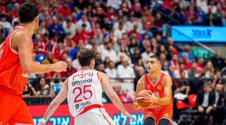 ים מדר מתכונן לזריקה