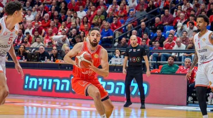 בר טימור בפעולה