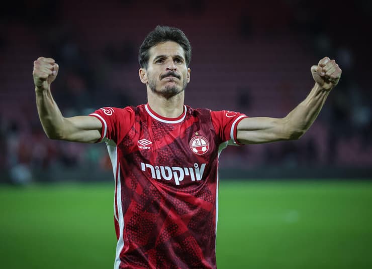 פער 5 נקודות בפסגה (צילום: עוז מועלם) הפועל באר-שבע הלדר לופס - מכבי ת"א