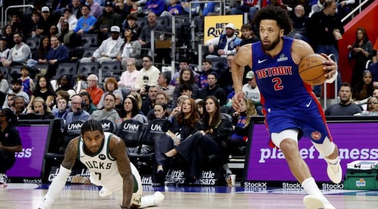 קייד קנינגהאם עם הכדור (רויטרס) קייד קנינגהאם עם הכדור