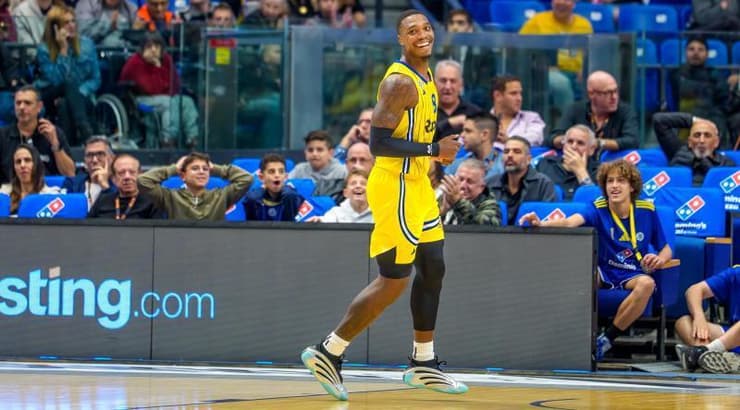 לוני ווקר (רועי כפיר) לוני ווקר