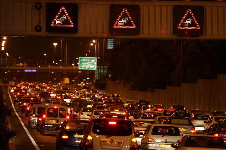 עומס תנועה באיילון