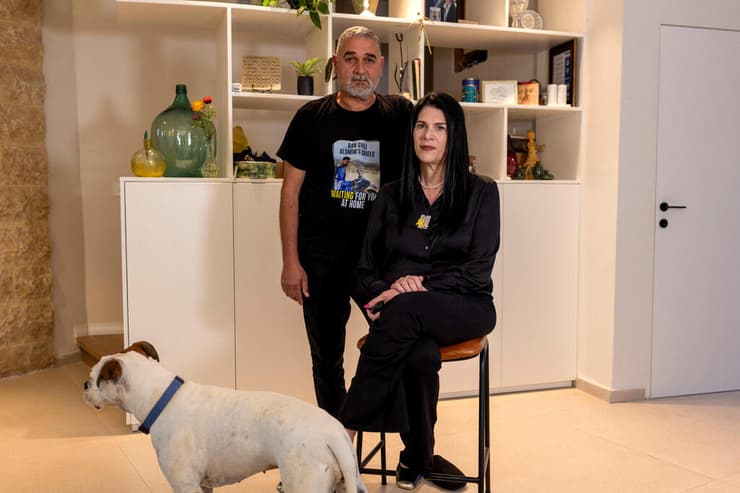 איציק וטליק גואילי הוריו של רן גואילי בריאיון לרויטרס