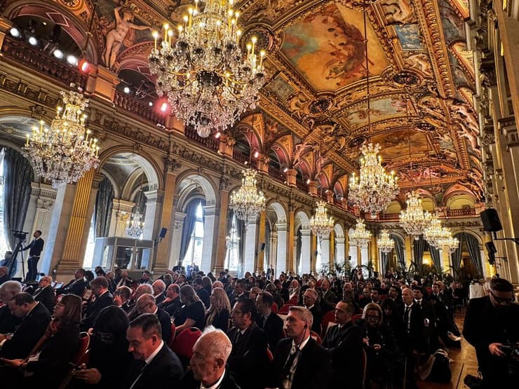 הכנס באולם בעיריית פריז (צילום: תמר שבק) הכנס באולם בעיריית פריז