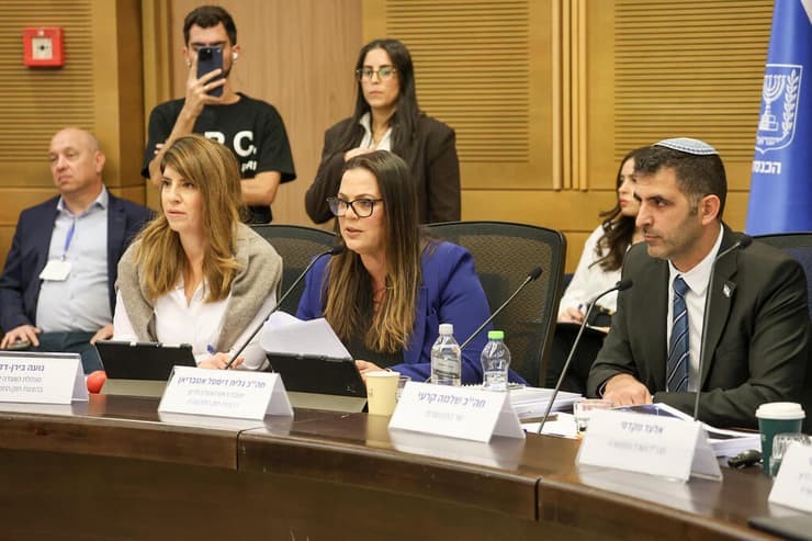 שלמה קרעי, גלית דיסטל אטבריאן (צילום: דני שם טוב, דוברות הכנסת) שלמה קרעי, גלית דיסטל אטבריאן