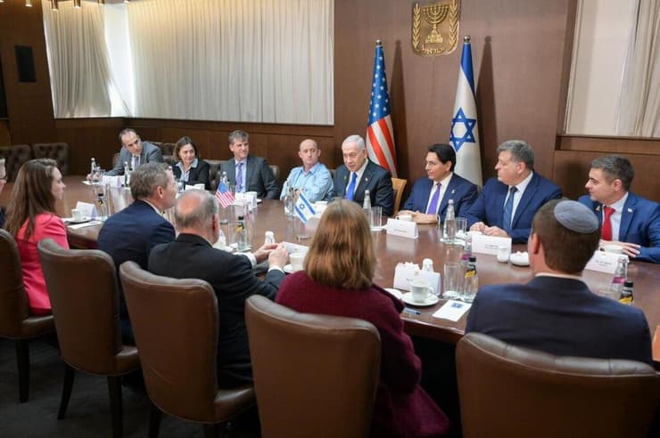 נתניהו וולץ נפגשו בלשכתו בירושלים