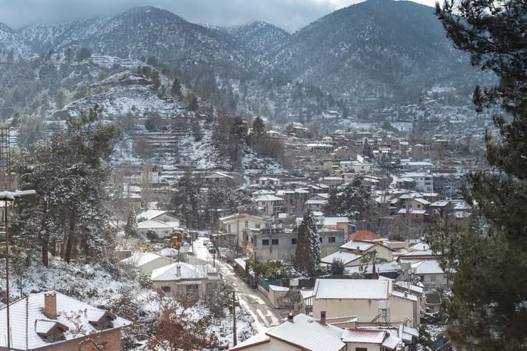 שלג בקאקופטריה 