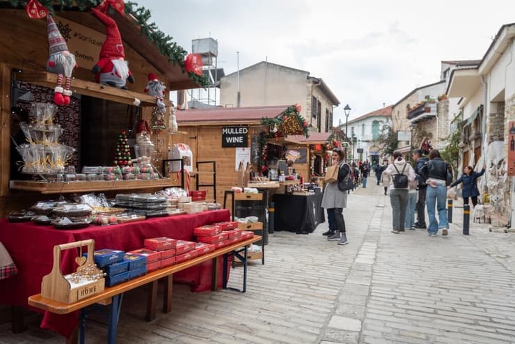שוק חג מולד בלפקרה