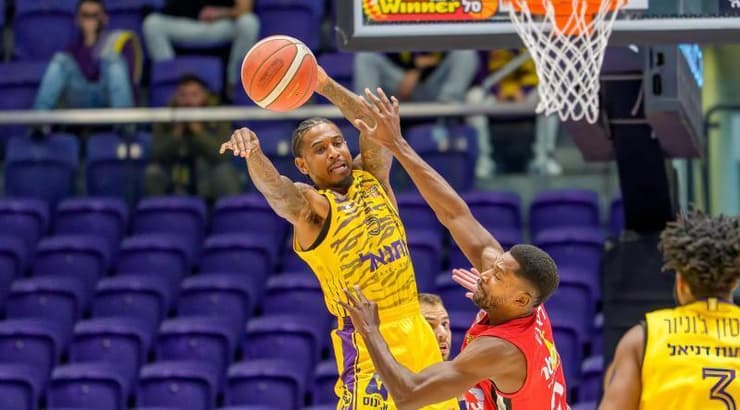 אקסבייר מנפורד