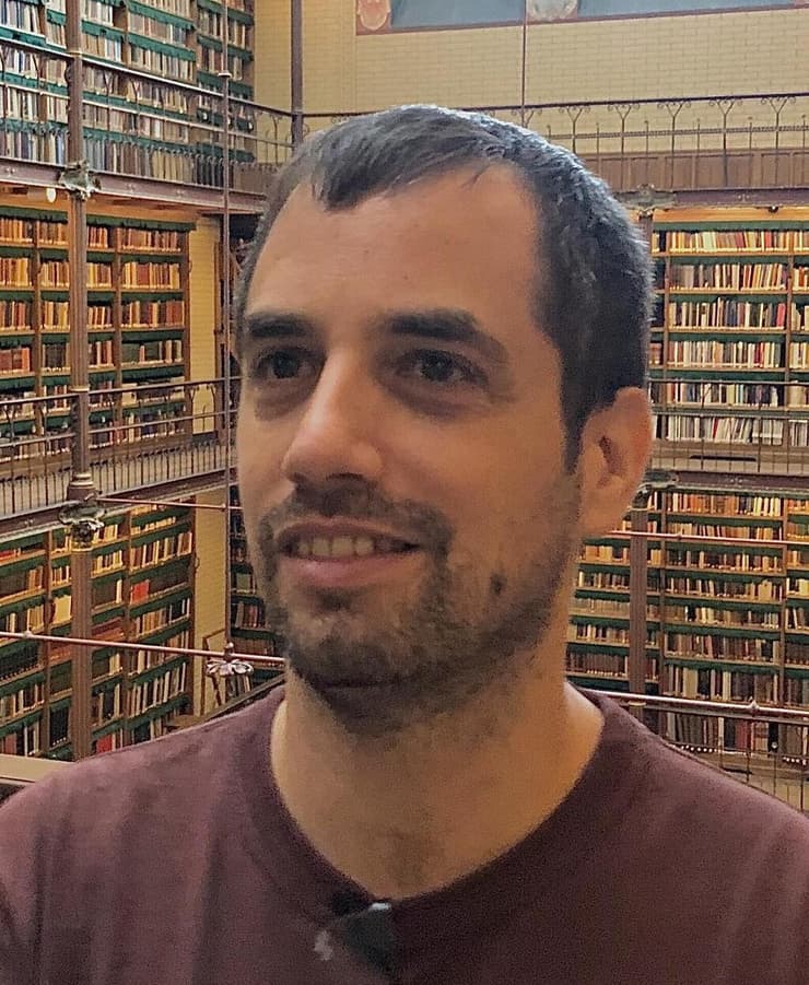 פרופ' אורי להב