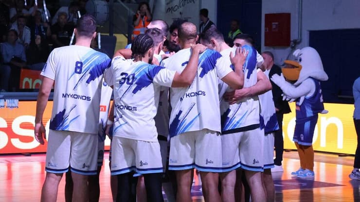 מיקונוס כדורסל