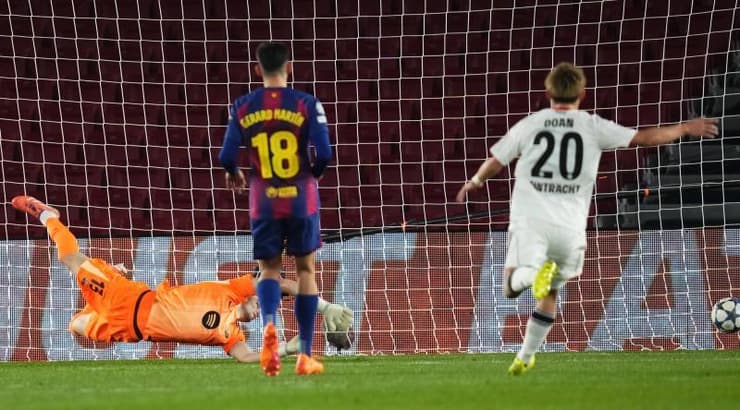 ז'ואן גרסיה נכנע (IMAGO) ז'ואן גרסיה נכנע