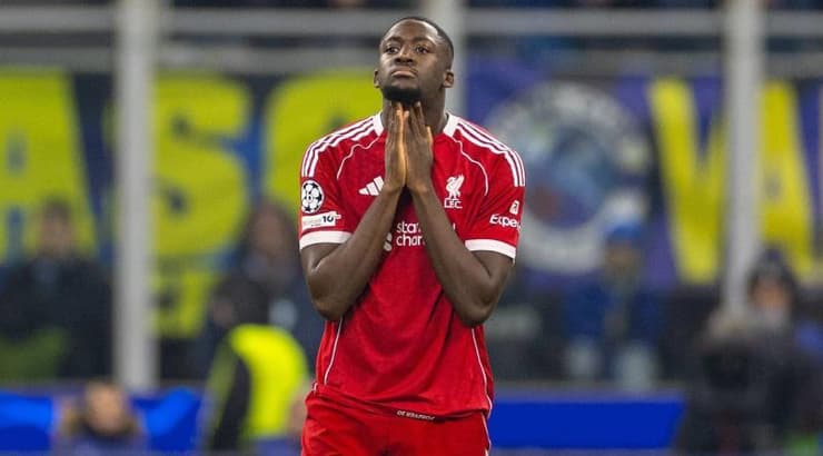 איברהימה קונאטה לא מאמין שהשער שלו נפסל (IMAGO) איברהימה קונאטה לא מאמין שהשער שלו נפסל