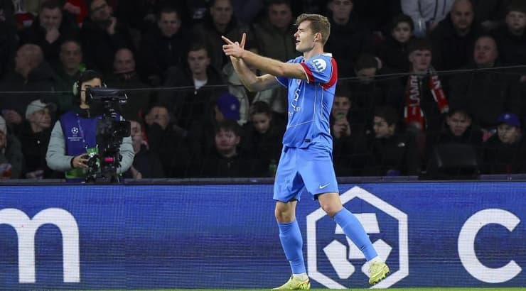 אלכסנדר סורלות' חוגג (IMAGO) אלכסנדר סורלות' חוגג