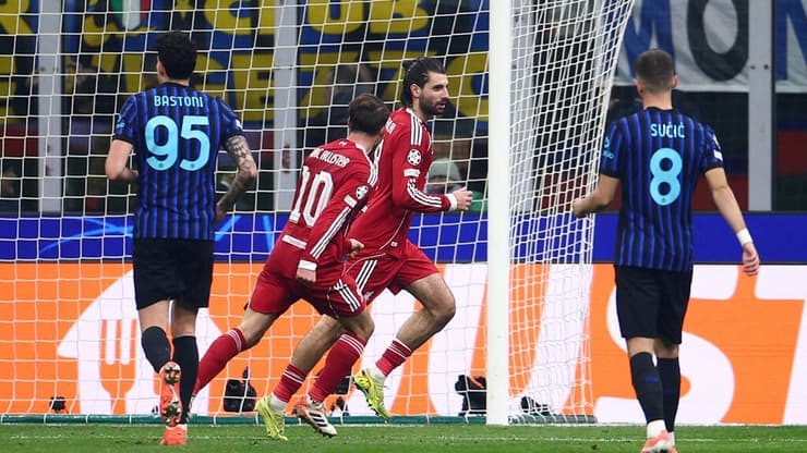 צילום: REUTERS/Guglielmo Mangiapane אינטר ליברפול דומיניק סובוסלאי