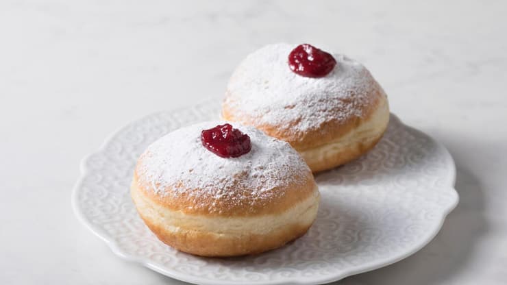 סופגנייה קלאסית של מיקי שמו (צילום: דניאל לילה) סופגנייה קלאסית של מיקי שמו