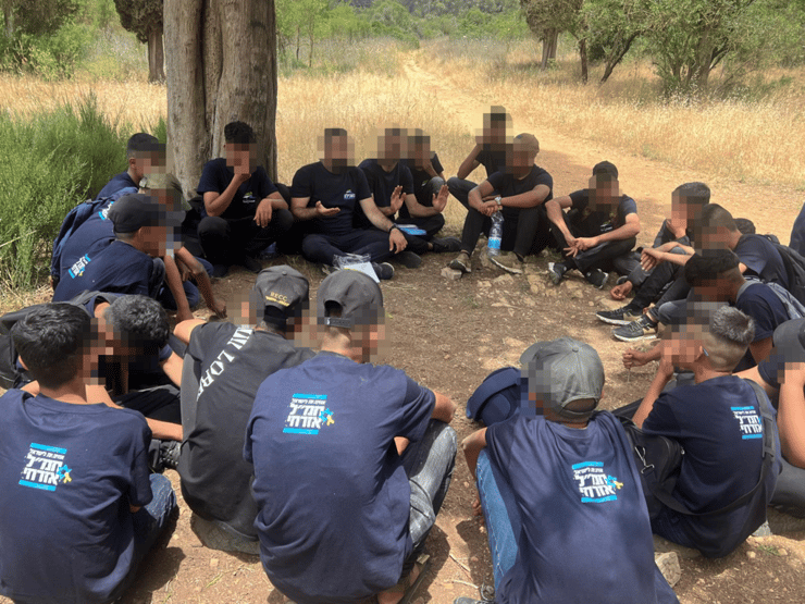 מסע זהות לצעירים בחברה הבדואית. "לא יכולים להרשות לעצמנו שתיווצר מדינה בתוך מדינה" (צילום: באדיבות "החמ"ל האזרחי") מסע זהות לצעירים בחברה הבדואית