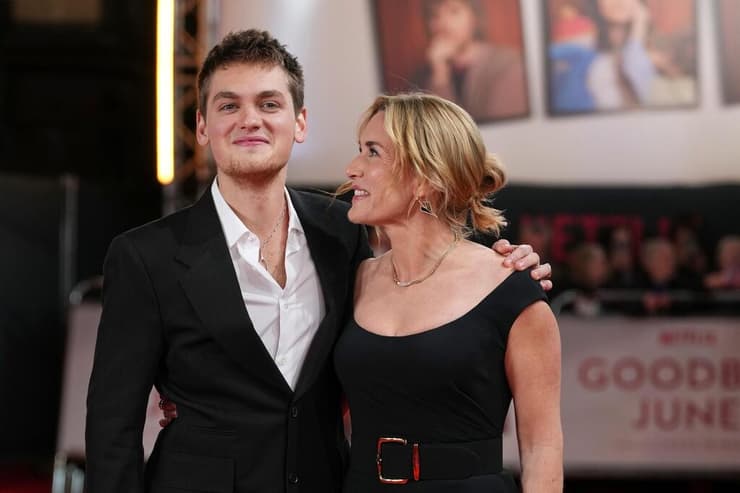 אני והעילוי שלי. קייט ווינסלט ובנה, ג'ו אנדרס (צילום: Scott A Garfitt/Invision/AP) קייט ווינסלט ובנה, ג'ו אנדרס