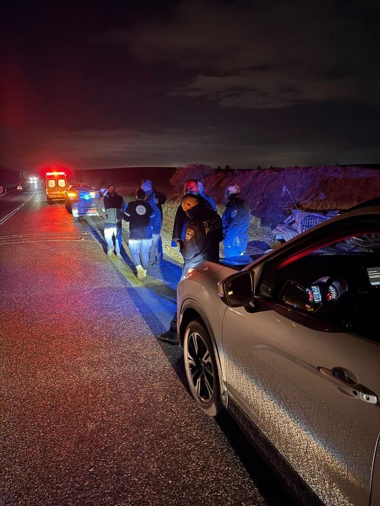 זירת האירוע (צילום: דוברות המשטרה) בן 17 נהרג לאחר שנהג על טרקטורון בשטחים הפתוחים