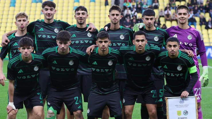 יפגשו את אלופת המפעל. שחקני קבוצת הנוער של מכבי חיפה (צילום: אתר מכבי חיפה) שחקני קבוצת הנוער של מכבי חיפה