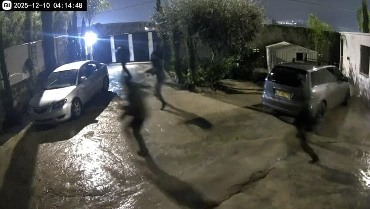 תיעוד מהישוב טובא אזנגרי, רעולי פנים פרצו לבית וירו כחלק מסכסוך חמולות