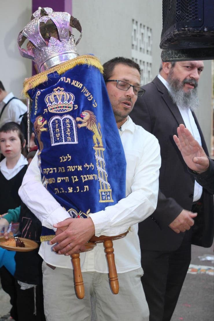 "איתן, היית דוגמה ומופת של מסירות, מקצועיות ותחושת אחריות" (צילום: באדיבות המשפחה ) איתן אורבך ז"ל ומשפחתו