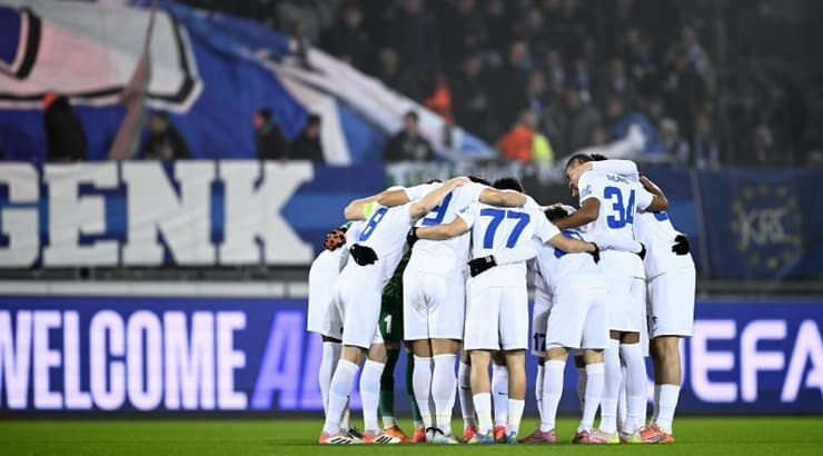 שחקני גנק לפני ההתמודדות