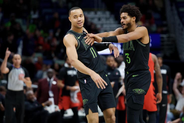 גם מגואנס ופול לא מאמינים על הניצחון