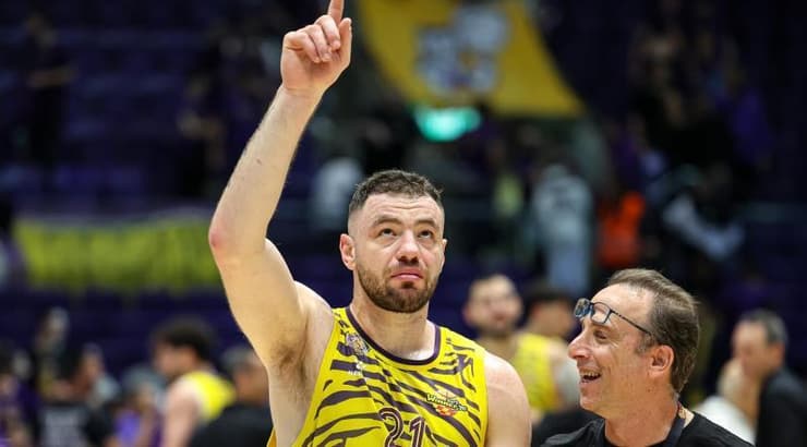 נתנאל ארצי בטירוף (לילך וויס-רוזנברג) נתנאל ארצי בטירוף