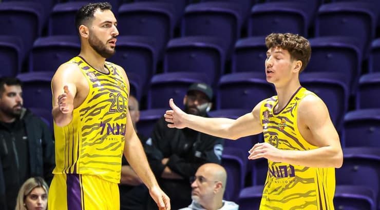 שחקני הפועל חולון (לילך וויס-רוזנברג) שחקני הפועל חולון