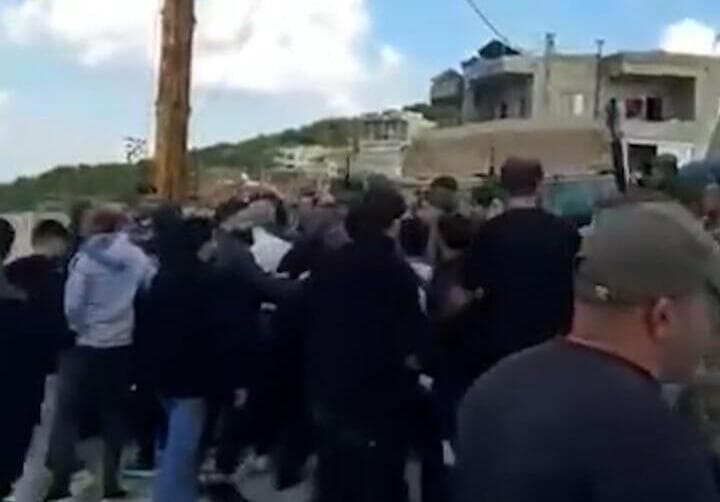 תושבי יאנוח מנסים למנוע חיפוש נוסף בבית ריק בחשד לאמל"ח