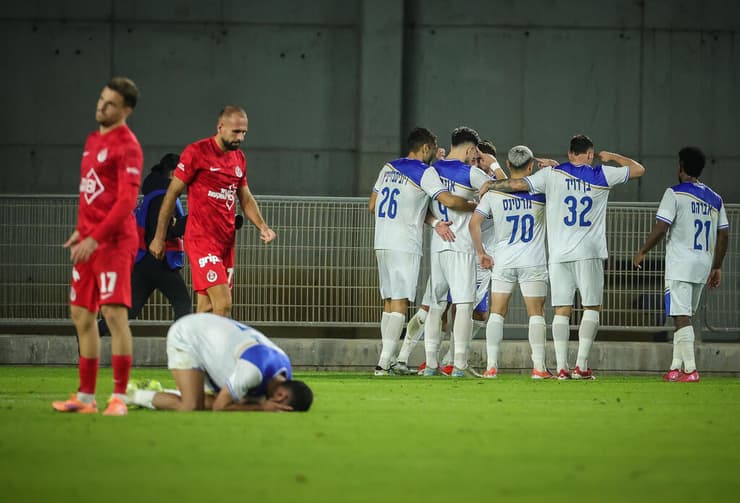 עירוני קריית שמונה הפועל ת"א (צילום: עוז מועלם) עירוני קריית שמונה הפועל ת"א